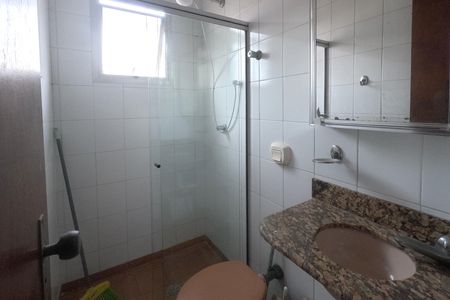Apartamento para alugar com 230m², 4 quartos e 2 vagasBanheiro de Serviço