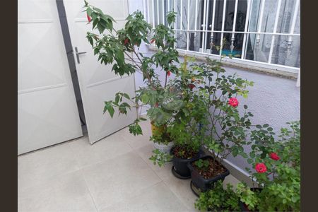 Casa à venda com 120m², 2 quartos e 2 vagas