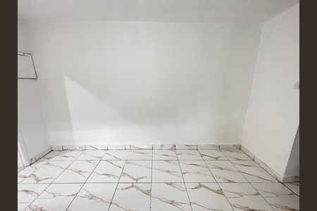 Casa para alugar com 40m², 1 quarto e sem vaga Casa para alugar com 40m², 1 quarto e sem vagaSala
