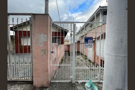 Casa para alugar com 40m², 1 quarto e sem vaga Casa para alugar com 40m², 1 quarto e sem vagaFachada com Plaquinha FPOT-471