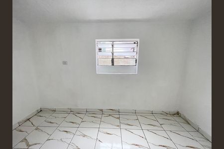Casa para alugar com 40m², 1 quarto e sem vaga Casa para alugar com 40m², 1 quarto e sem vagaSala