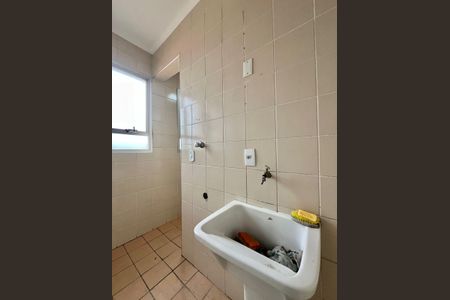 Apartamento à venda com 69m², 2 quartos e 1 vaga Apartamento à venda com 69m², 2 quartos e 1 vagaÁrea de Serviço