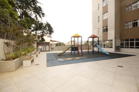 Apartamento para alugar com 78m², 3 quartos e 1 vagaÁrea comum - Playground