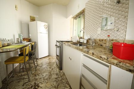 Apartamento para alugar com 78m², 3 quartos e 1 vagacozinha