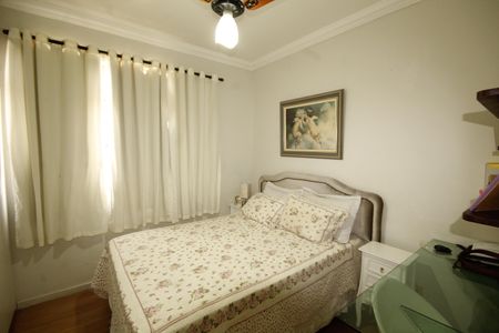 Apartamento para alugar com 78m², 3 quartos e 1 vagaquarto 2