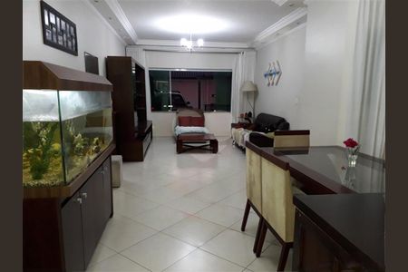 Casa à venda com 3 quartos, 189m² em Vila Constança, São Paulo