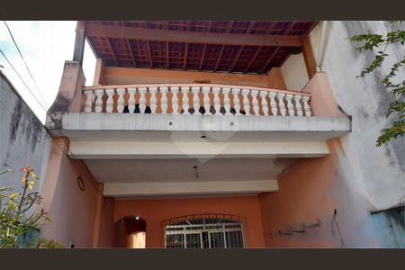 Casa à venda com 200m², 6 quartos e 3 vagas