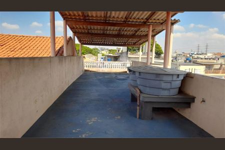 Casa à venda com 200m², 6 quartos e 3 vagas