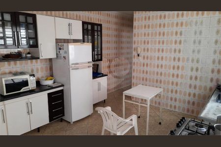 Casa à venda com 6 quartos, 200m² em Vila Medeiros, São Paulo
