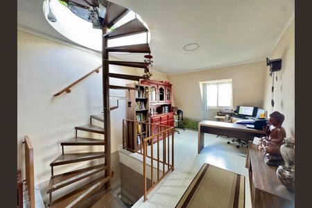 Apartamento à venda com 154m², 3 quartos e 2 vagas Apartamento à venda com 154m², 3 quartos e 2 vagasEscritório