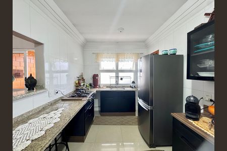 Apartamento à venda com 154m², 3 quartos e 2 vagas Apartamento à venda com 154m², 3 quartos e 2 vagasCozinha