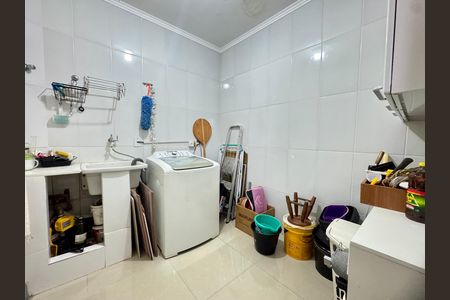 Apartamento à venda com 154m², 3 quartos e 2 vagas Apartamento à venda com 154m², 3 quartos e 2 vagasÁrea de Serviço