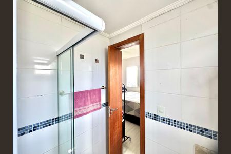Apartamento à venda com 154m², 3 quartos e 2 vagas Apartamento à venda com 154m², 3 quartos e 2 vagasBanheiro da Suíte 2
