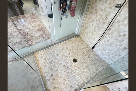 Apartamento à venda com 154m², 3 quartos e 2 vagas Apartamento à venda com 154m², 3 quartos e 2 vagasBanheiro da Suíte Master