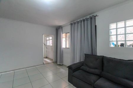 Sala  de casa para alugar com 2 quartos, 100m² em Parque Santa Madalena, São Paulo