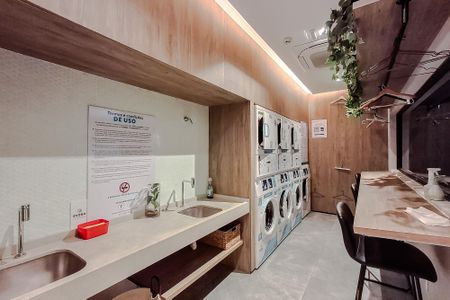Studio para alugar com 32m², 1 quarto e sem vaga Studio para alugar com 32m², 1 quarto e sem vagaÁrea comum