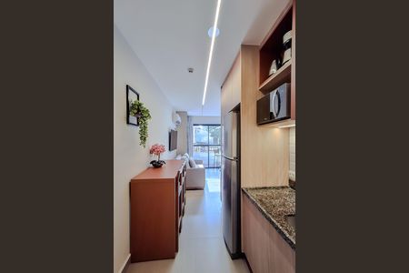 Studio para alugar com 32m², 1 quarto e sem vaga Studio para alugar com 32m², 1 quarto e sem vagaCozinha