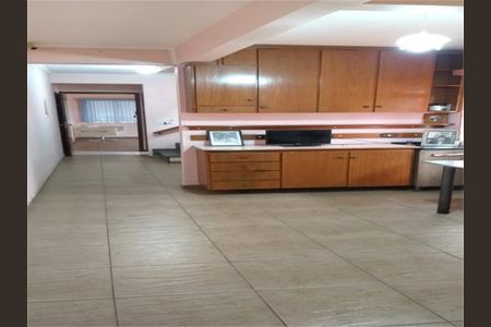Casa à venda com 145m², 3 quartos e 2 vagas