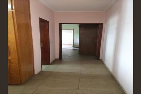 Casa à venda com 145m², 3 quartos e 2 vagas