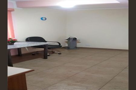 Casa à venda com 3 quartos, 145m² em Chora Menino, São Paulo
