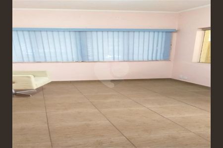 Casa à venda com 145m², 3 quartos e 2 vagas