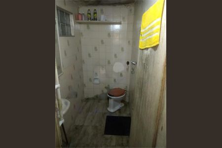 Casa à venda com 129m², 2 quartos e 2 vagas