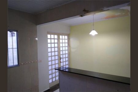 Casa à venda com 3 quartos, 90m² em Vila Mazzei, São Paulo
