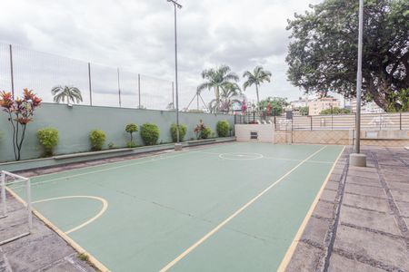 Apartamento à venda com 130m², 4 quartos e 2 vagas Apartamento à venda com 130m², 4 quartos e 2 vagasÁrea comum - Quadra Esportiva