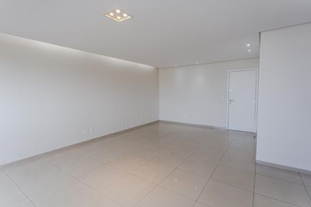 Sala de apartamento à venda com 4 quartos, 130m² em Ipiranga, Belo Horizonte