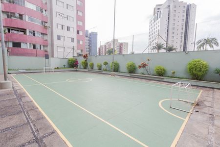 Apartamento à venda com 130m², 4 quartos e 2 vagas Apartamento à venda com 130m², 4 quartos e 2 vagasÁrea comum - Quadra Esportiva