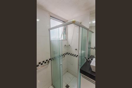 Apartamento à venda com 130m², 4 quartos e 2 vagas Apartamento à venda com 130m², 4 quartos e 2 vagasBanheiro Social