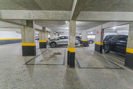 Apartamento à venda com 130m², 4 quartos e 2 vagas Apartamento à venda com 130m², 4 quartos e 2 vagasGaragem