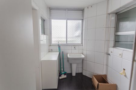 Apartamento à venda com 130m², 4 quartos e 2 vagas Apartamento à venda com 130m², 4 quartos e 2 vagasÁrea de Serviço