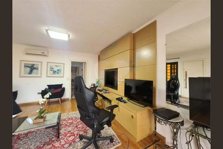 Casa à venda com 236m², 3 quartos e 4 vagas