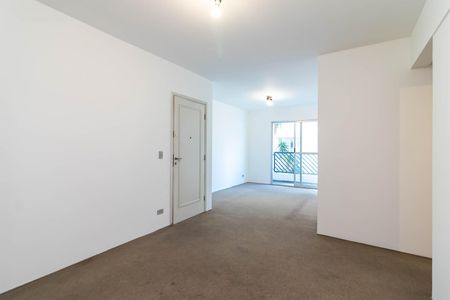 Apartamento à venda com 90m², 3 quartos e 2 vagas Apartamento à venda com 90m², 3 quartos e 2 vagasSala de Jantar