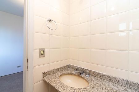 Apartamento à venda com 90m², 3 quartos e 2 vagas Apartamento à venda com 90m², 3 quartos e 2 vagasBanheiro da Suíte