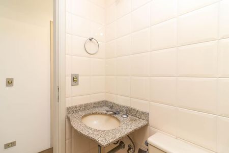 Apartamento à venda com 90m², 3 quartos e 2 vagas Apartamento à venda com 90m², 3 quartos e 2 vagasBanheiro 2