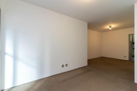 Apartamento à venda com 90m², 3 quartos e 2 vagas Apartamento à venda com 90m², 3 quartos e 2 vagasSala de Estar
