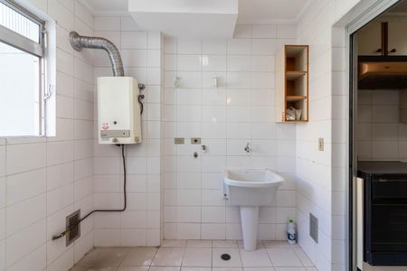 Apartamento à venda com 90m², 3 quartos e 2 vagas Apartamento à venda com 90m², 3 quartos e 2 vagasÁrea de Serviço