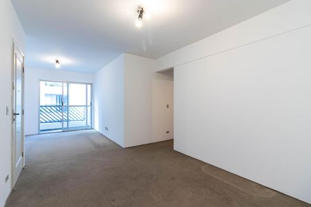 Apartamento à venda com 90m², 3 quartos e 2 vagas Apartamento à venda com 90m², 3 quartos e 2 vagasSala de Jantar