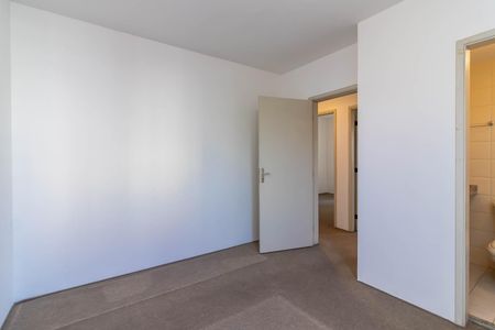 Apartamento à venda com 90m², 3 quartos e 2 vagas Apartamento à venda com 90m², 3 quartos e 2 vagasSuíte