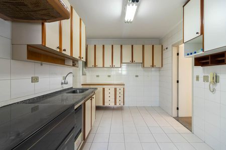 Apartamento à venda com 90m², 3 quartos e 2 vagas Apartamento à venda com 90m², 3 quartos e 2 vagasCozinha