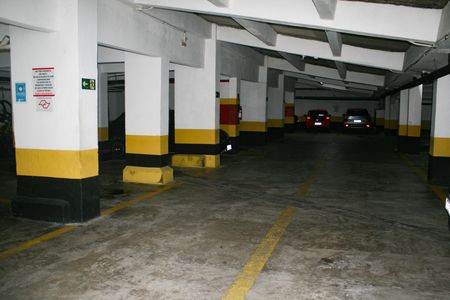 Apartamento para alugar com 47m², 1 quarto e 1 vaga Apartamento para alugar com 47m², 1 quarto e 1 vagaGaragem