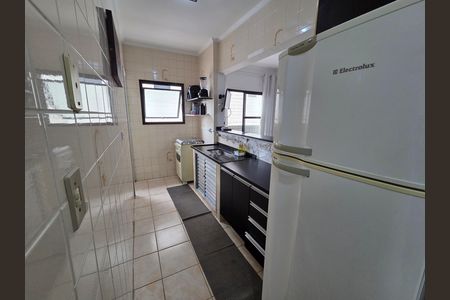 Cozinha de apartamento para alugar com 1 quarto, 47m² em Aviação, Praia Grande