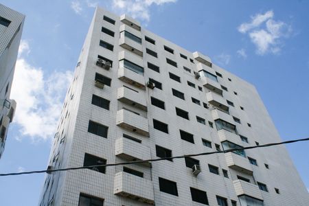 Apartamento para alugar com 47m², 1 quarto e 1 vaga Apartamento para alugar com 47m², 1 quarto e 1 vagaFachada