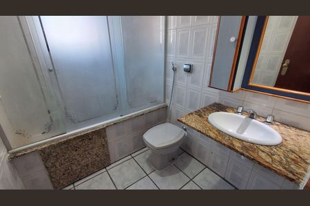 Apartamento à venda com 117m², 3 quartos e 2 vagas Apartamento à venda com 117m², 3 quartos e 2 vagasBanheiro Suíte 2