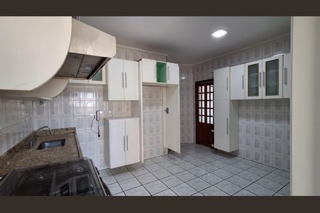 Apartamento à venda com 117m², 3 quartos e 2 vagas Apartamento à venda com 117m², 3 quartos e 2 vagasCozinha