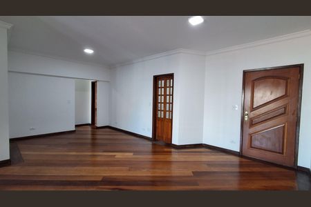 Apartamento à venda com 117m², 3 quartos e 2 vagas Apartamento à venda com 117m², 3 quartos e 2 vagasSala
