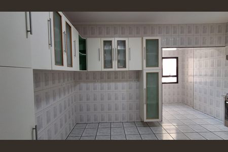 Apartamento à venda com 117m², 3 quartos e 2 vagas Apartamento à venda com 117m², 3 quartos e 2 vagasCozinha