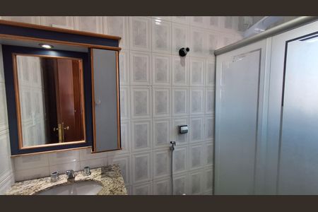 Apartamento à venda com 117m², 3 quartos e 2 vagas Apartamento à venda com 117m², 3 quartos e 2 vagasBanheiro Suíte 1